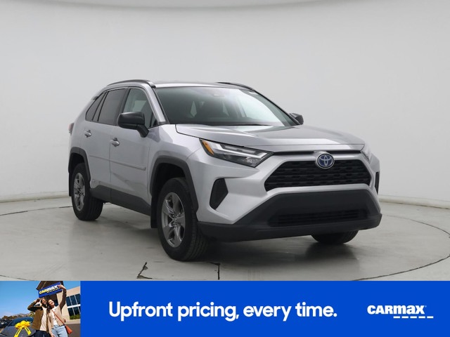 2024 Toyota RAV4 LE