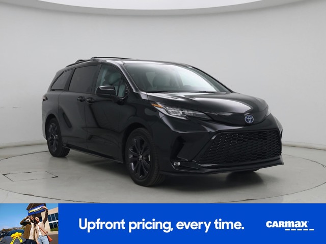 2025 Toyota Sienna XSE