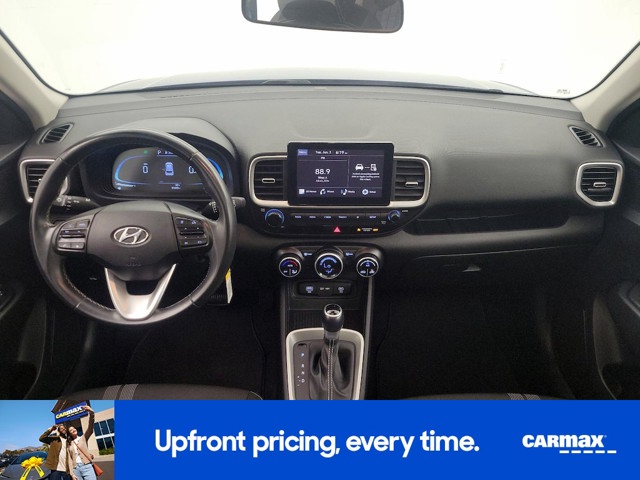 2023 Hyundai Venue SEL