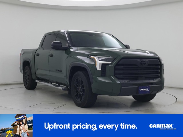 2022 Toyota Tundra 2WD SR5