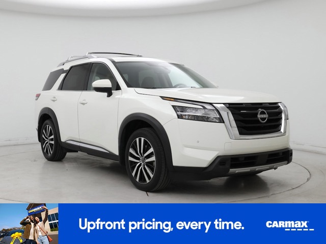 2023 Nissan Pathfinder Platinum