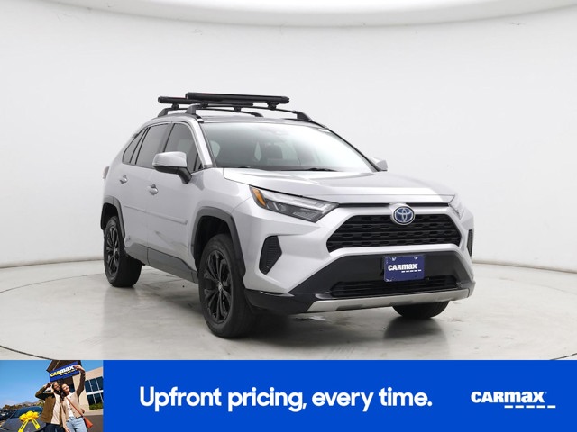 2022 Toyota RAV4 SE