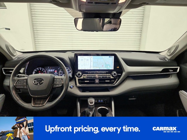 2022 Toyota Highlander Platinum