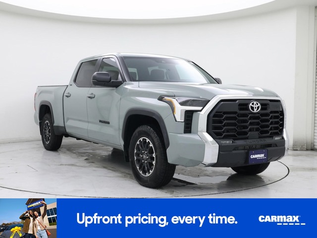 2025 Toyota Tundra 4WD SR5