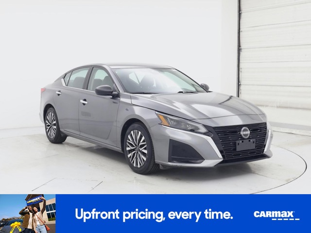 2024 Nissan Altima SV