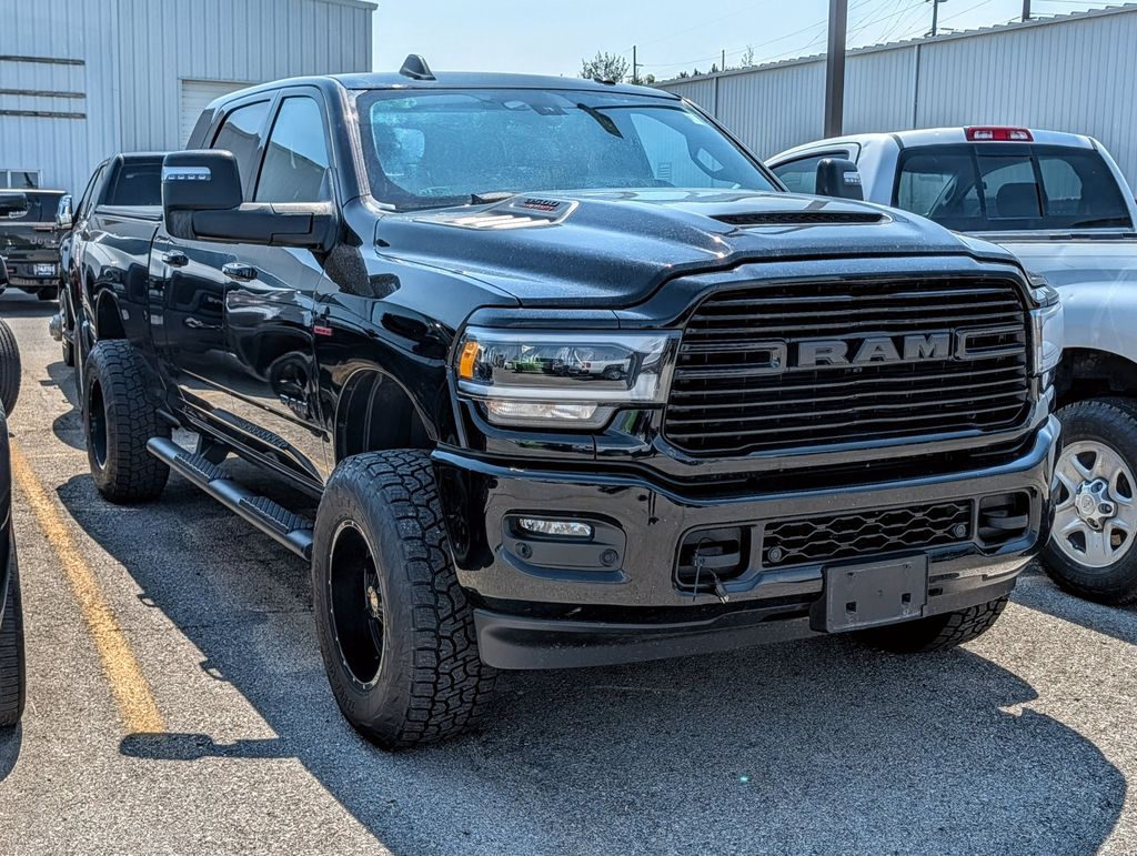 2024 Ram Ram Pickup 3500 Laramie