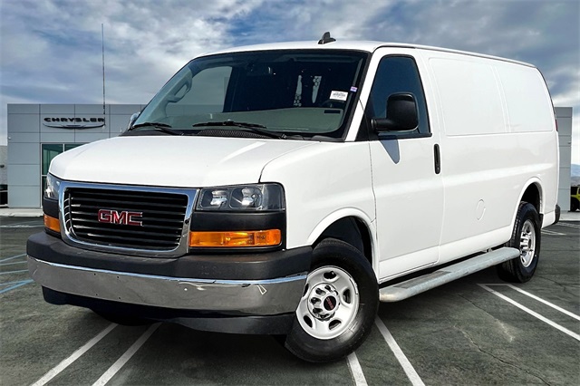 2021 GMC Savana Cargo Van