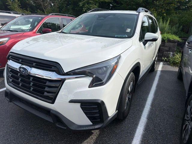 2023 Subaru Ascent Premium — photo 1 of 7