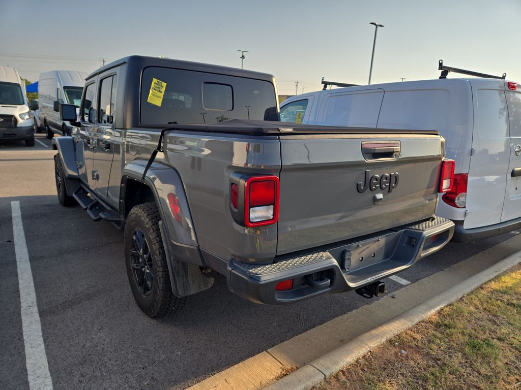 2022 Jeep Gladiator Sport — photo 1 of 4