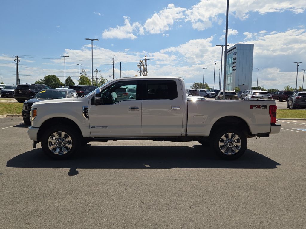 2019 Ford Super Duty F-250 SRW Platinum — photo 1 of 12