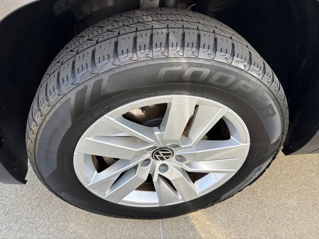 2021 Volkswagen Atlas 2.0T S — photo 1 of 12