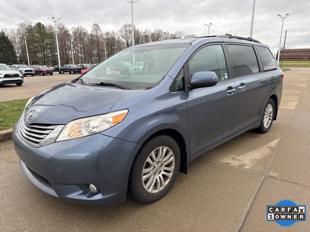 2016 Toyota Sienna