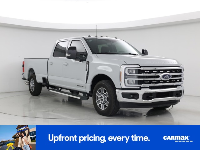 2026 Ford Super Duty F-350 SRW Lariat