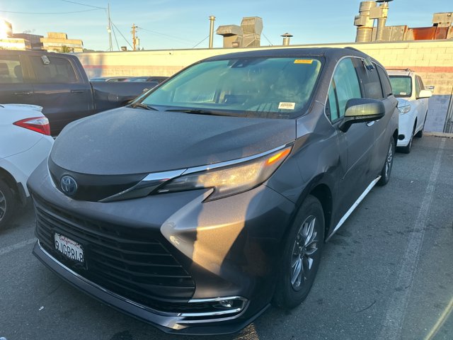 2023 Toyota Sienna