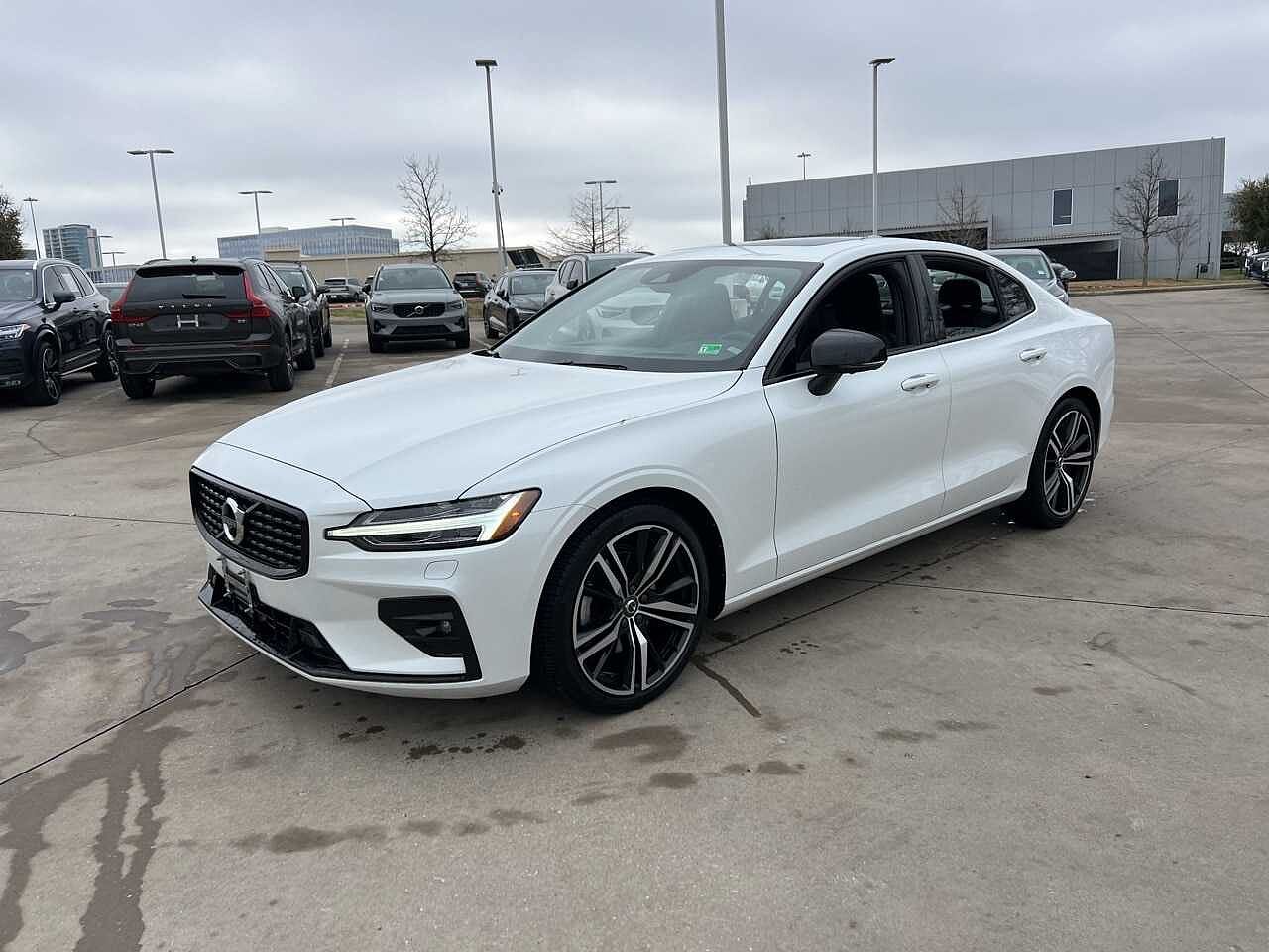 2022 Volvo S60