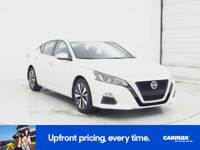 2022 Nissan Altima SV