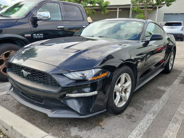 2019 Ford Mustang EcoBoost — photo 1 of 3