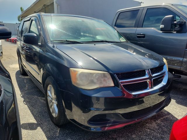 2014 Dodge Grand Caravan SXT — photo 1 of 3