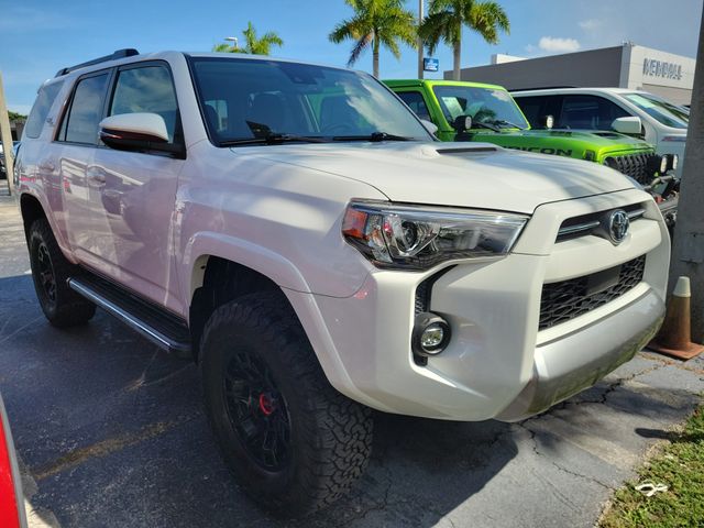 2022 Toyota 4Runner TRD Off-Road Premium — photo 1 of 12