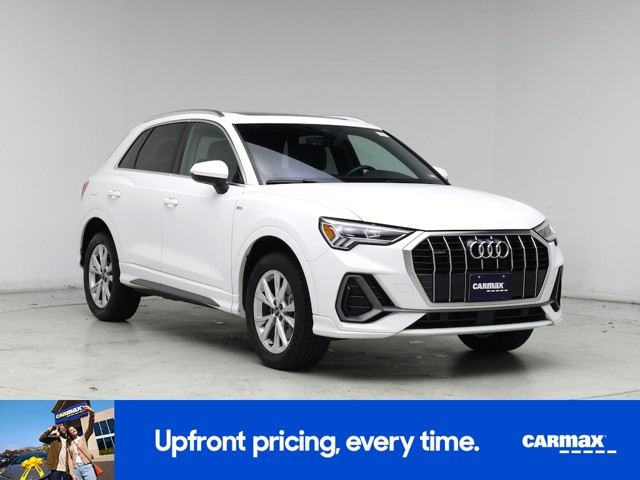 2024 Audi Q3 S-Line Premium