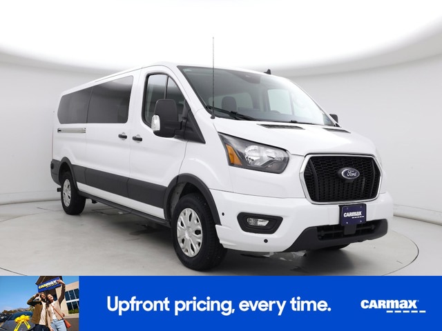 2024 Ford Transit Passenger Wagon XLT