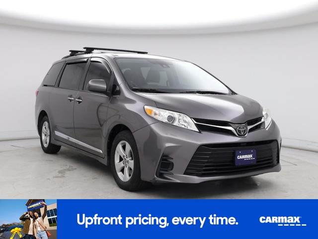 2020 Toyota Sienna LE