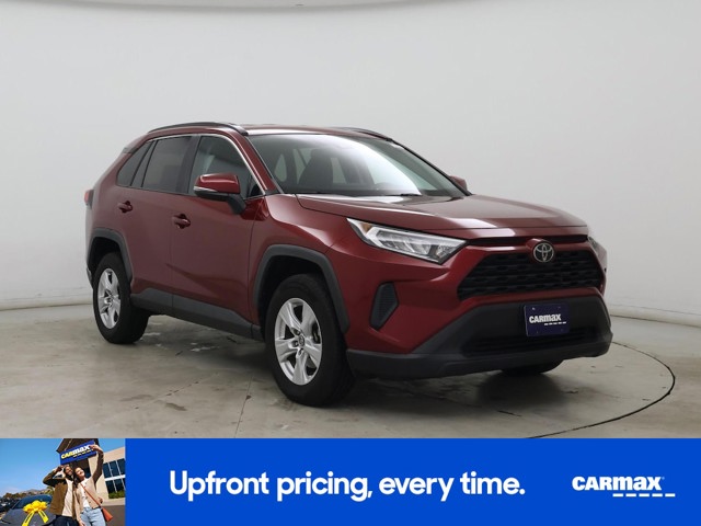 2020 Toyota RAV4 LE