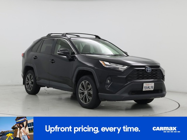 2022 Toyota RAV4 XLE Premium