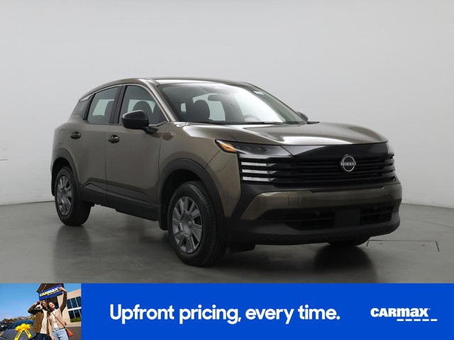 2025 Nissan Kicks S