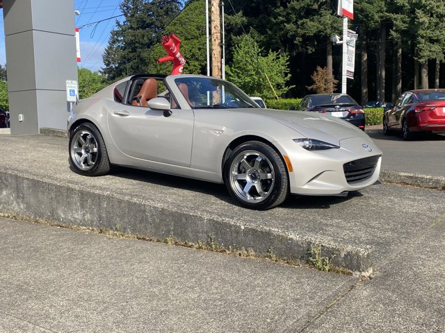 2022 Mazda MX-5 Miata RF Grand Touring