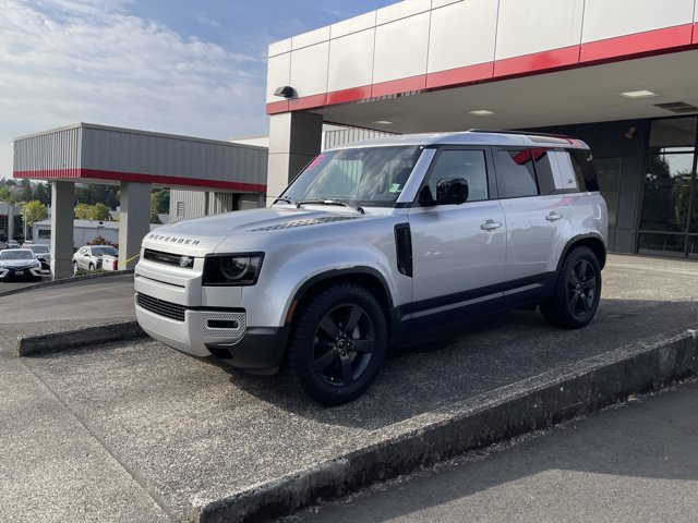 2022 Land Rover Defender SE — photo 1 of 10