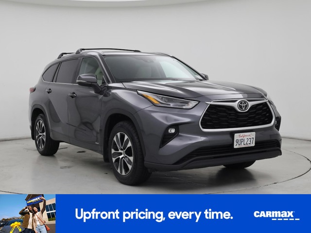 2025 Toyota Highlander XLE