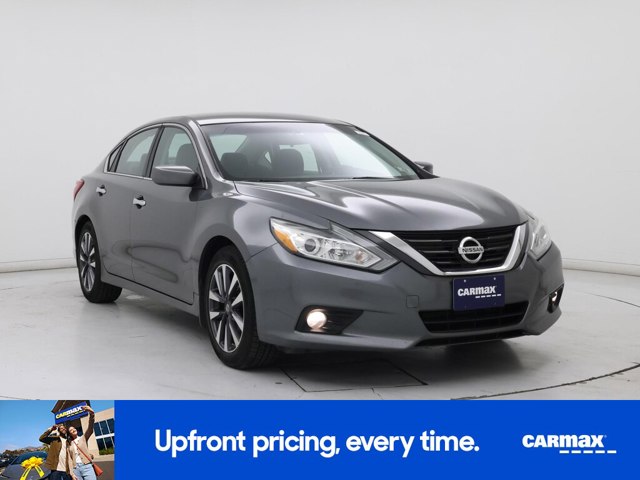 2017 Nissan Altima SV