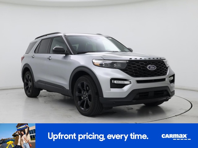 2024 Ford Explorer ST-Line
