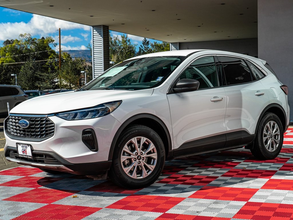2024 Ford Escape