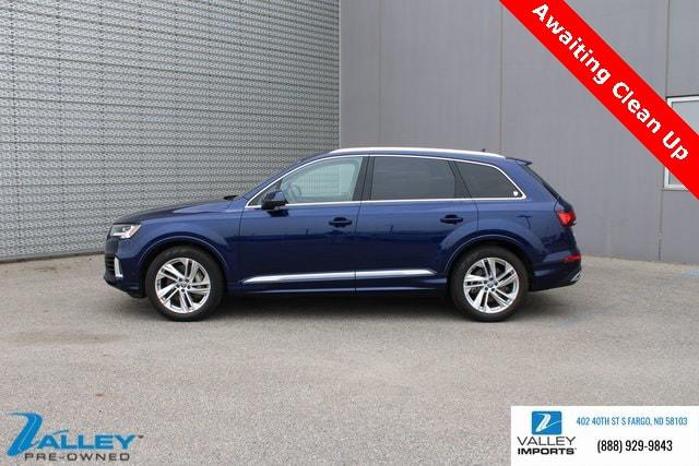 Q7