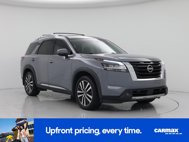 2022 Nissan Pathfinder Platinum