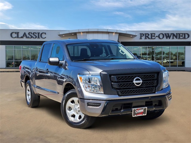 2023 Nissan Titan