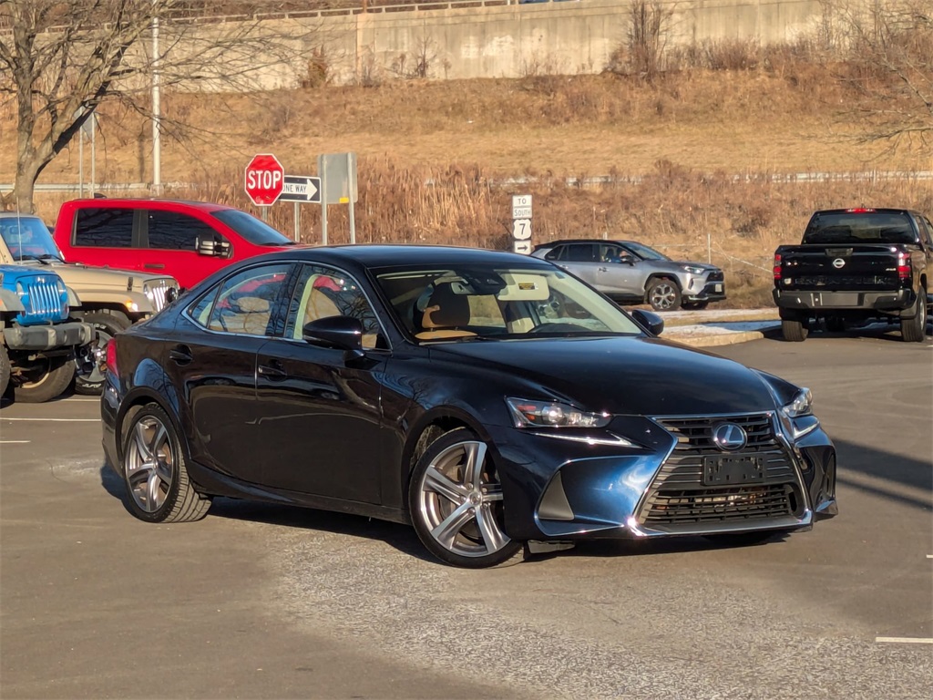 2019 Lexus IS