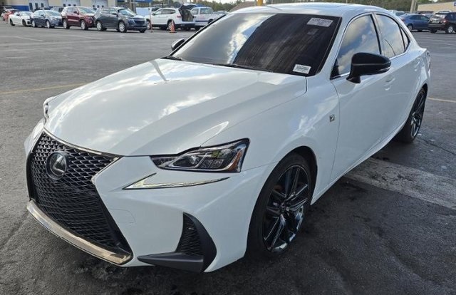 2020 Lexus IS