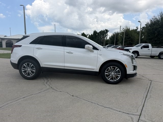 2023 Cadillac XT5 — photo 1 of 6