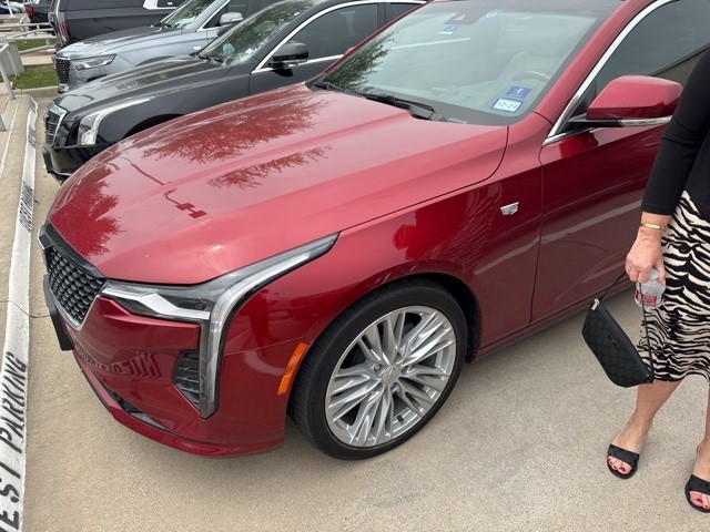 2023 Cadillac CT4