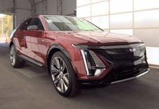 2025 Cadillac LYRIQ — photo 1 of 6