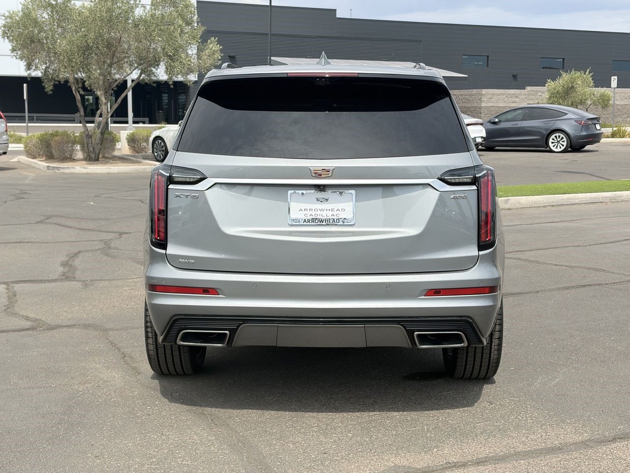 2023 Cadillac XT6 — photo 1 of 2