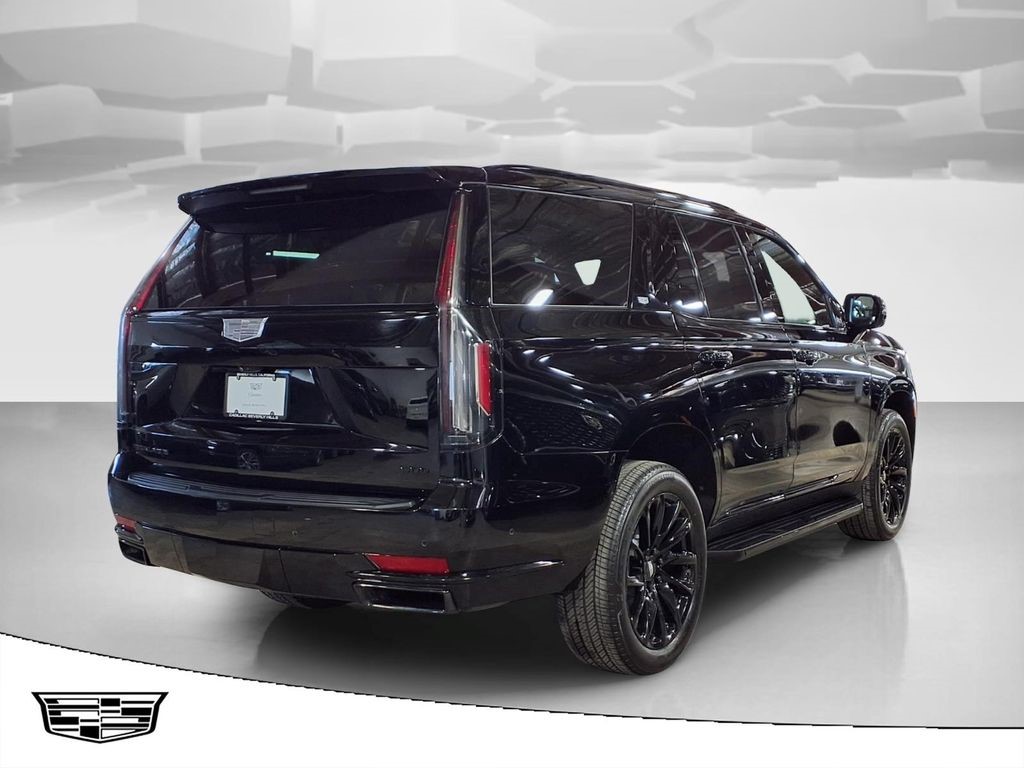 2023 Cadillac Escalade — photo 1 of 6