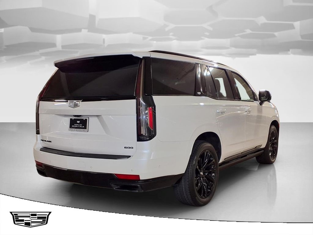 2023 Cadillac Escalade — photo 1 of 6