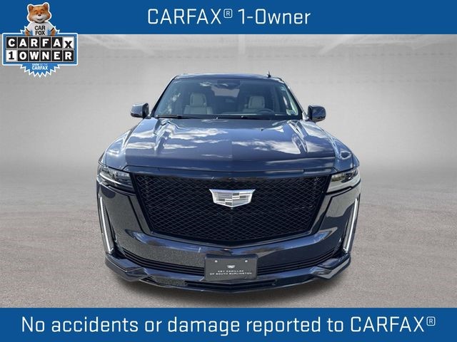 2024 Cadillac Escalade — photo 1 of 6