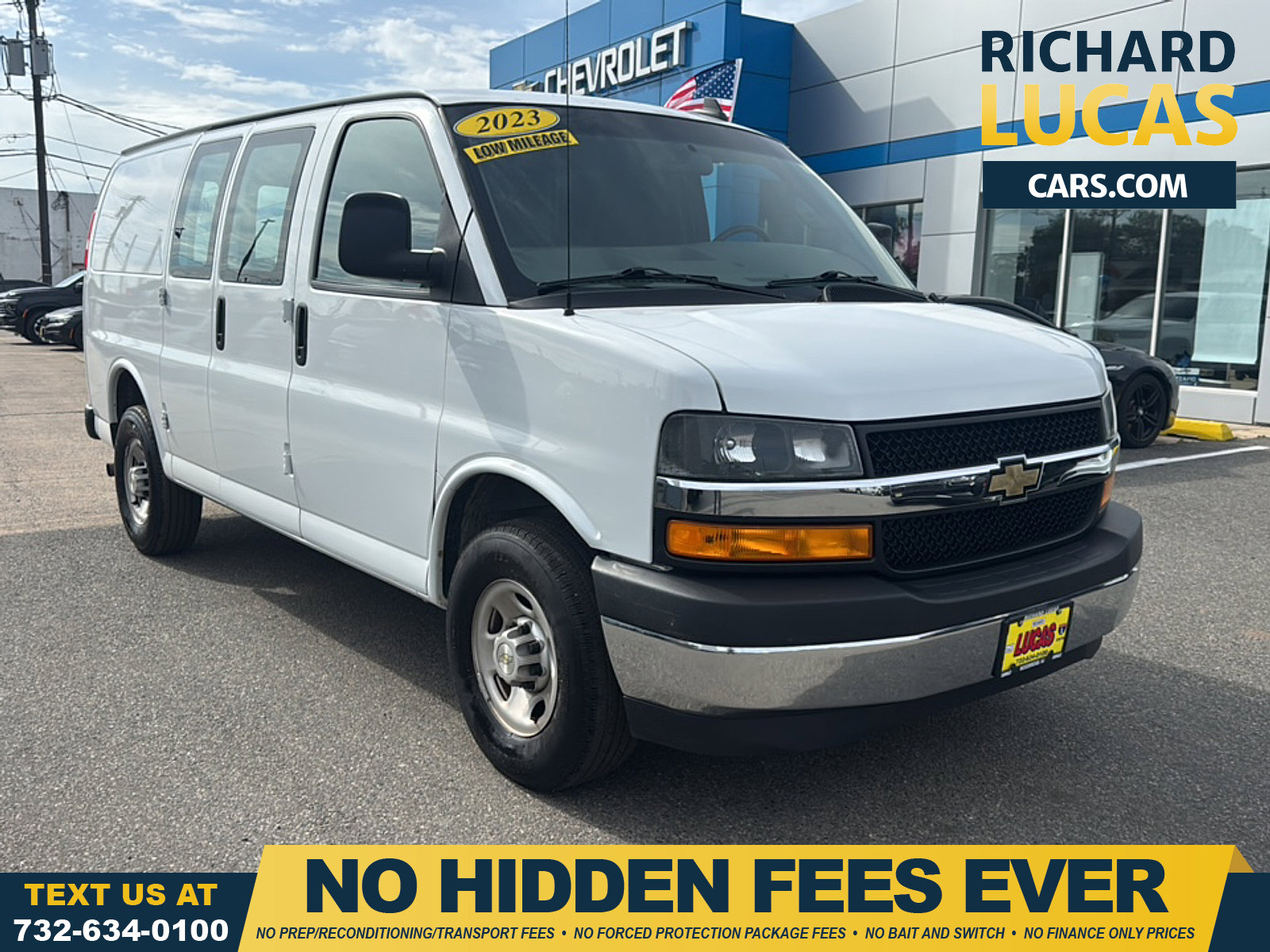 2023 Chevrolet Express 2500