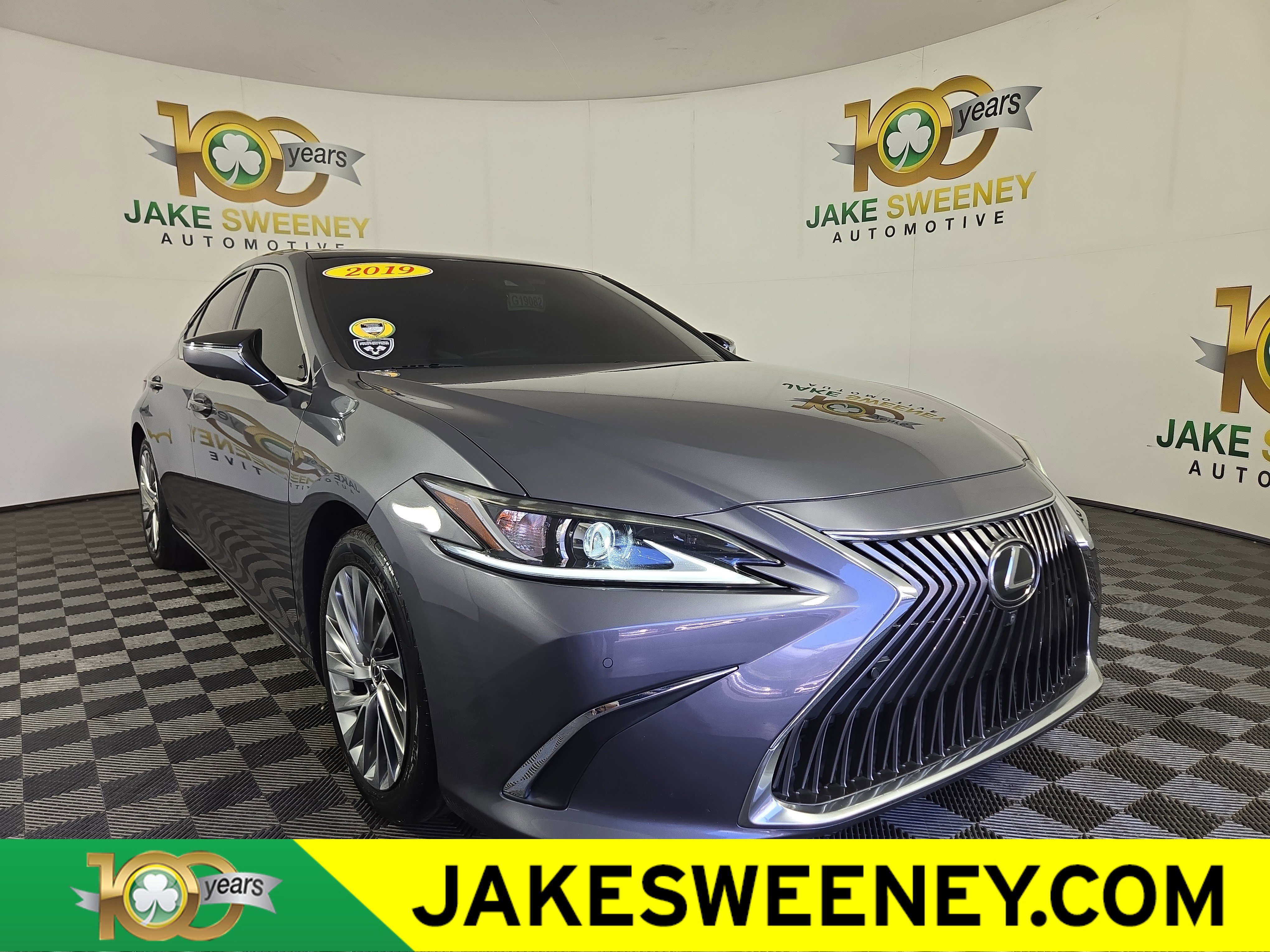 2019 Lexus ES