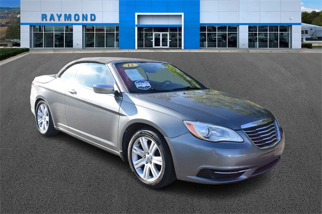 2013 Chrysler 200